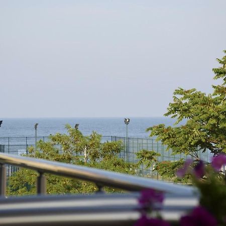 Obzor Sun Residense Apartament Zewnętrze zdjęcie